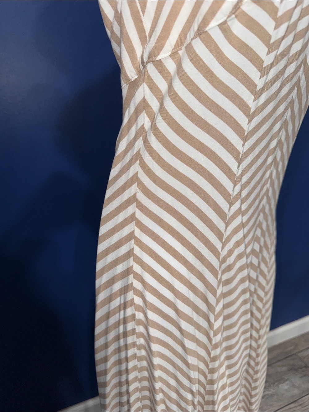 New York & Company - Beige Striped Halter Maxi Dress Size Small - Picture 7 of 16